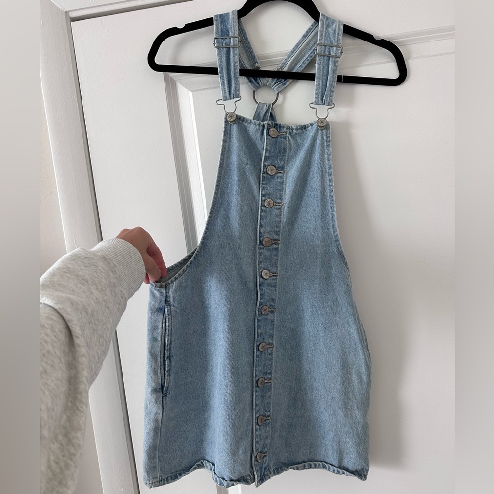 Forever 21 Women’s Demin Overalls Dress